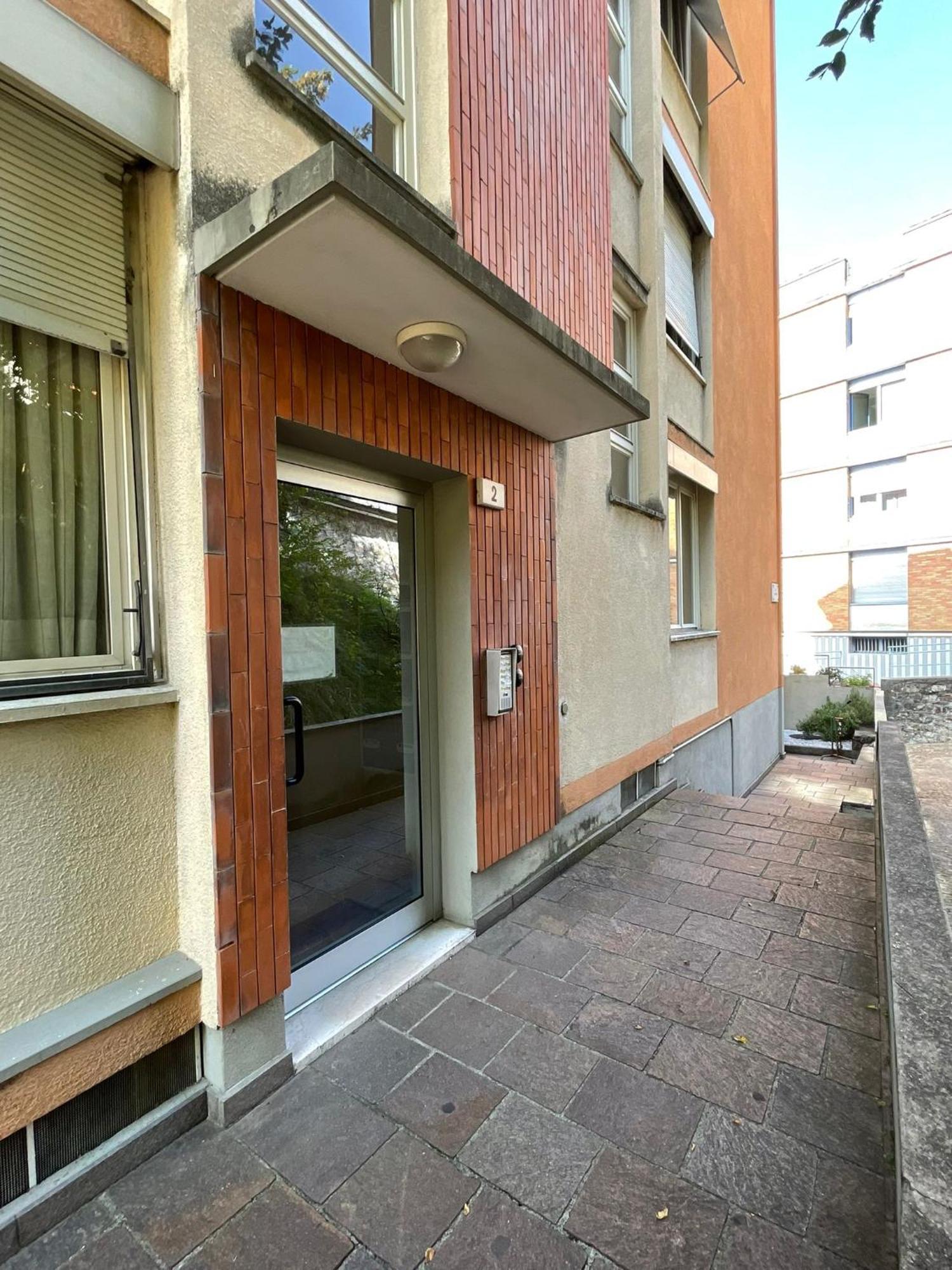 Casa Elea_ Panoramic Attic In City Center Campione d'Italia Exterior photo